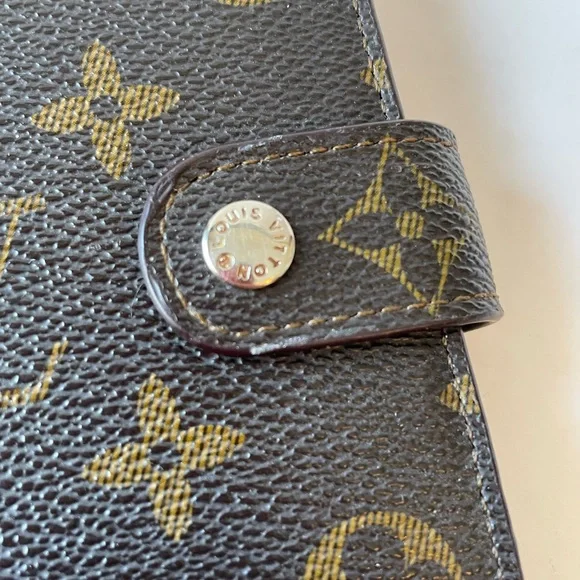 Louis Vuitton Brown and Gold Monogram Card Holder - Picture 2 of 6